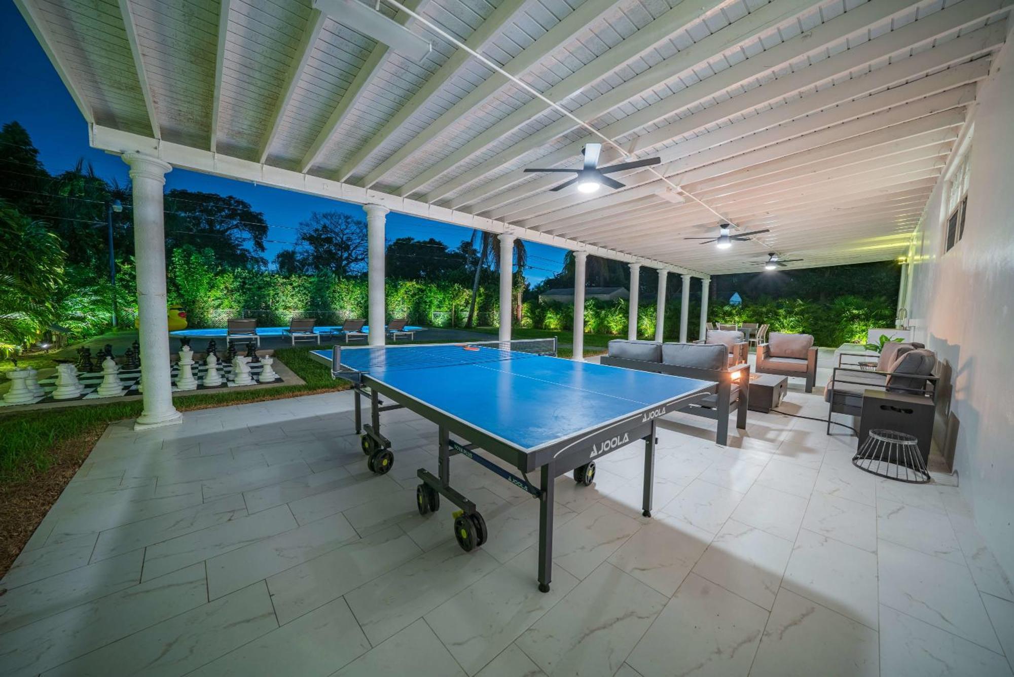 Vila New Tropical Oasis Retreat In Miami Exteriér fotografie