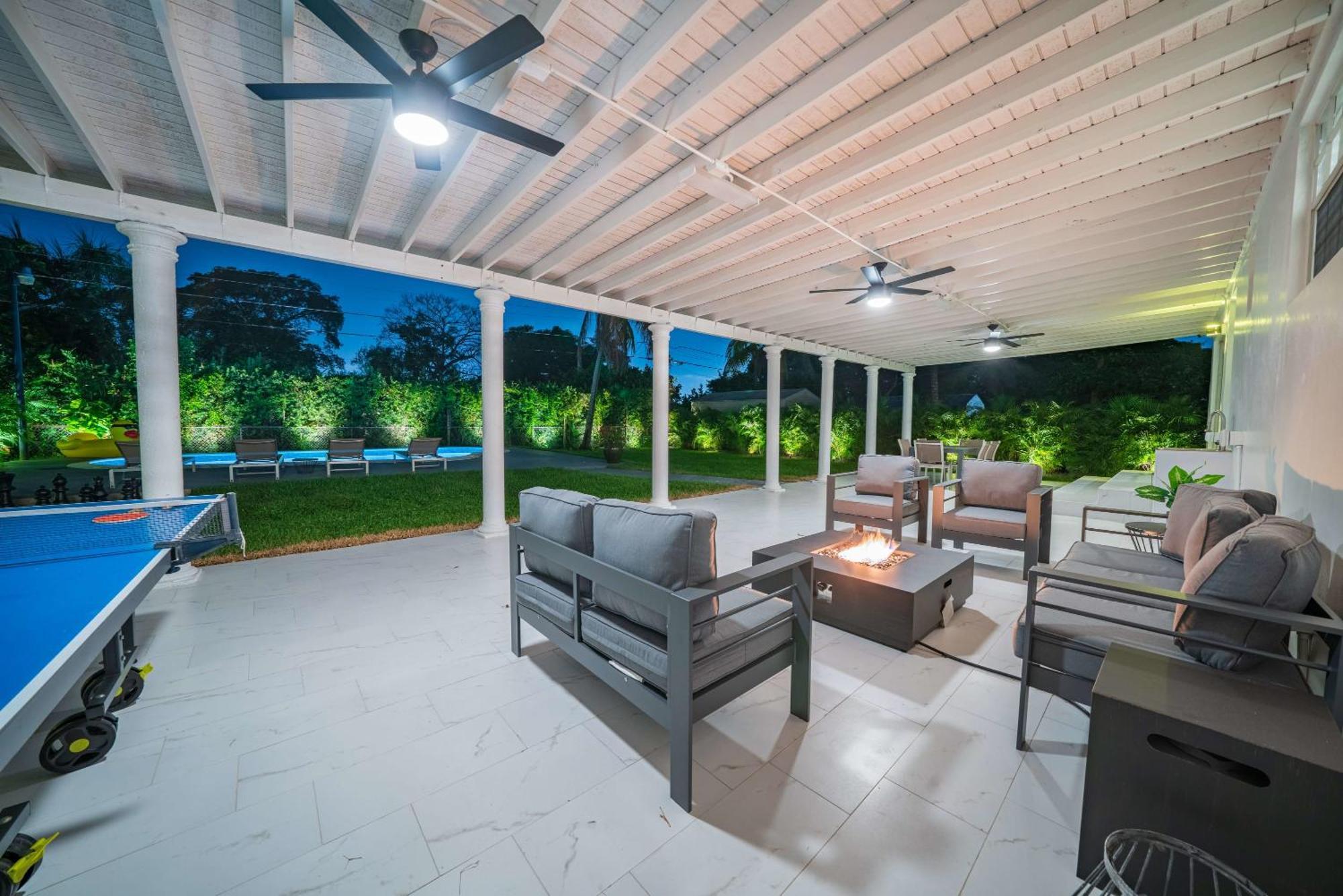 Vila New Tropical Oasis Retreat In Miami Exteriér fotografie